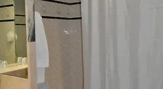 鹦鹉螺酒店 罗萨斯 酒店