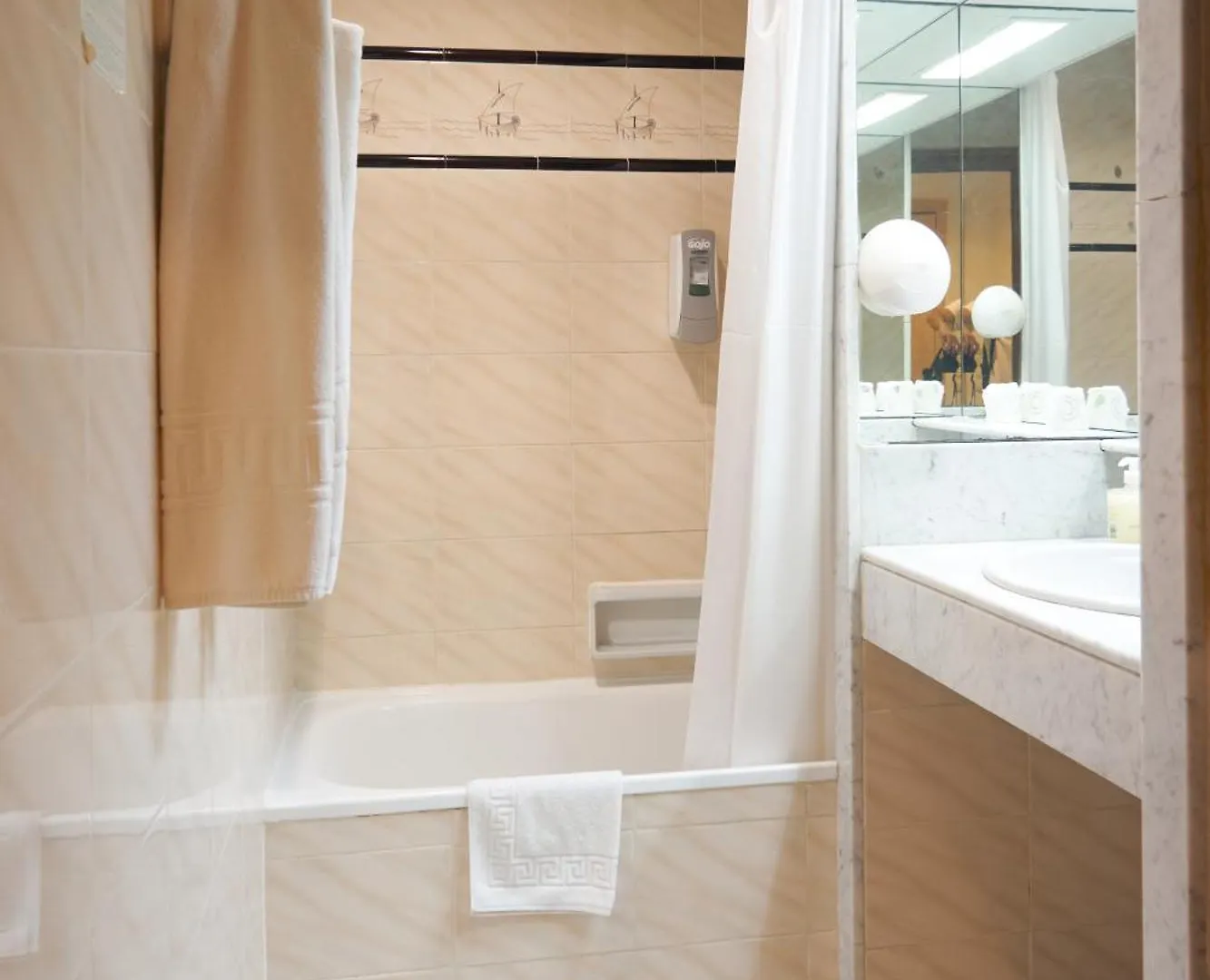 ***  Nautilus Hotel Roses Spain