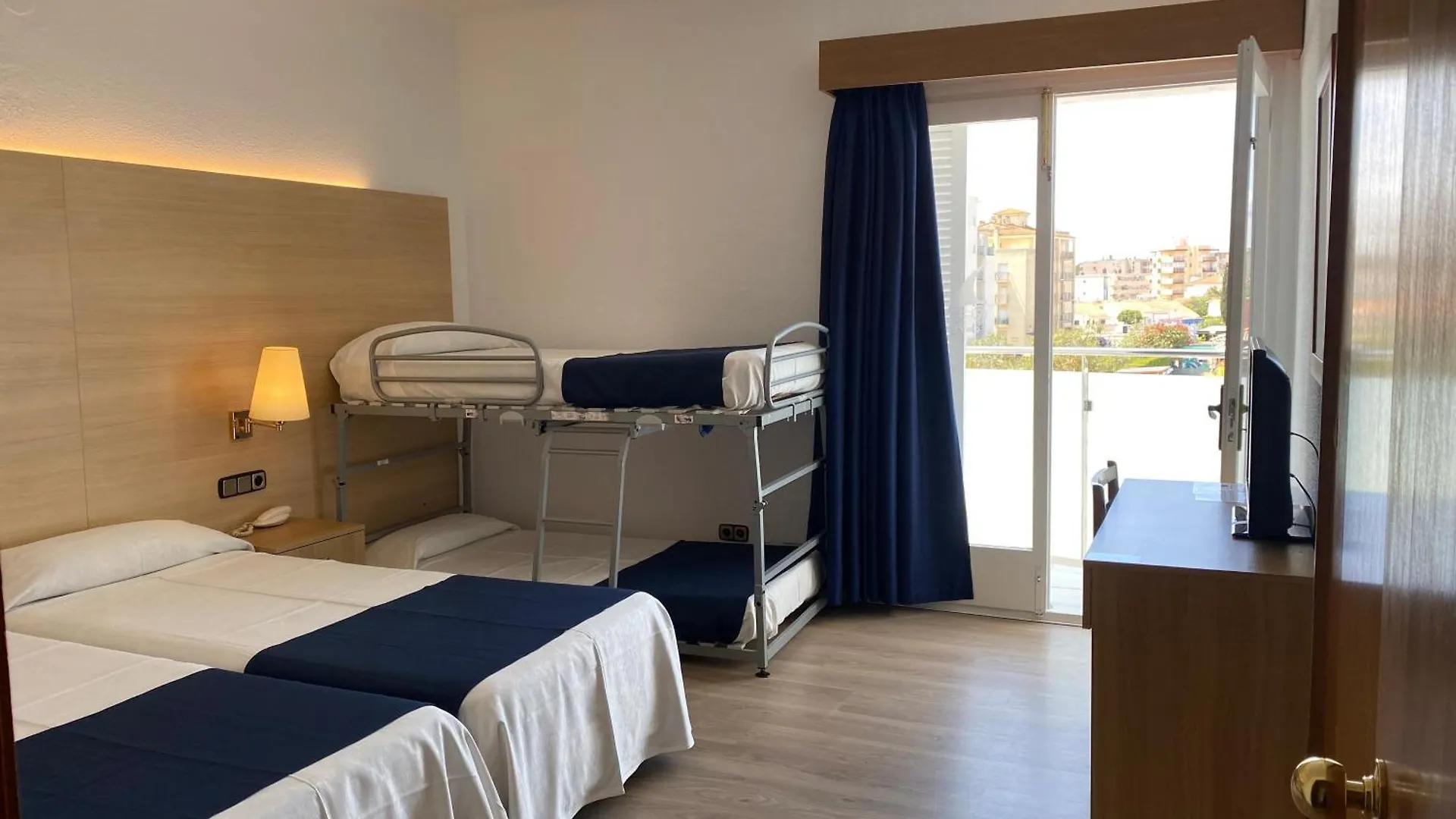 ***  Nautilus Hotel Roses Spain